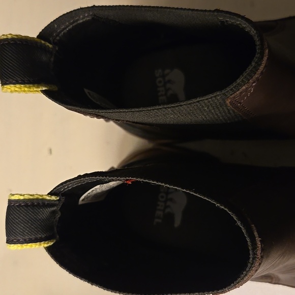 Sorel Brex Chelsea Leather  Boot - Picture 4 of 9